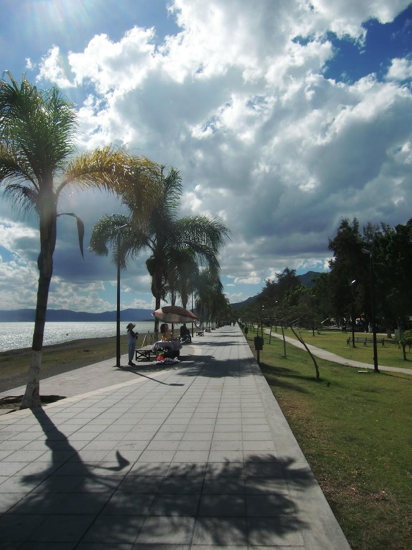 Malecón_Ajijic