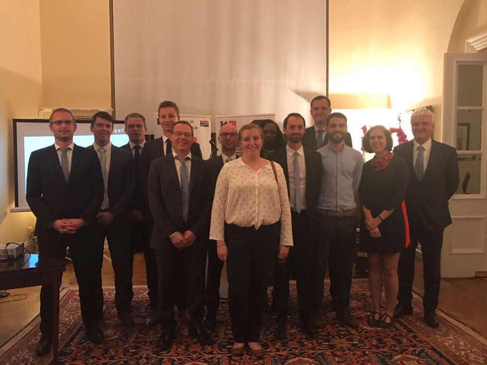 club v.i.e./v.i.a, ambassade, grand prix, afrique du sud, professionnels, jeunes, voyage, experience, entreprise, rayonnement, france