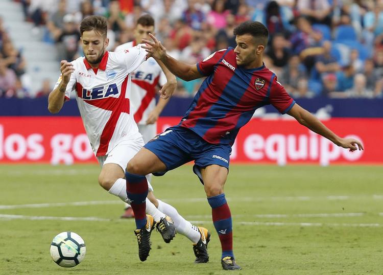 Le Levante concède sa première défaite à domicile