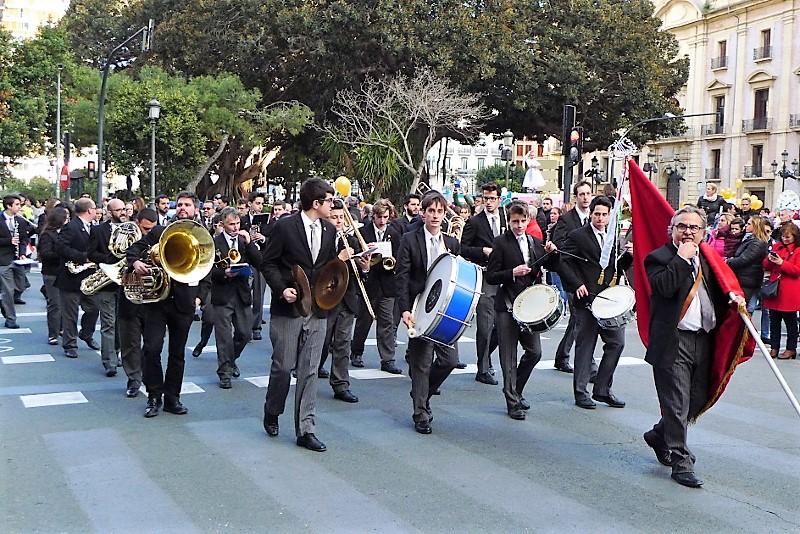 Une banda lors des fallas