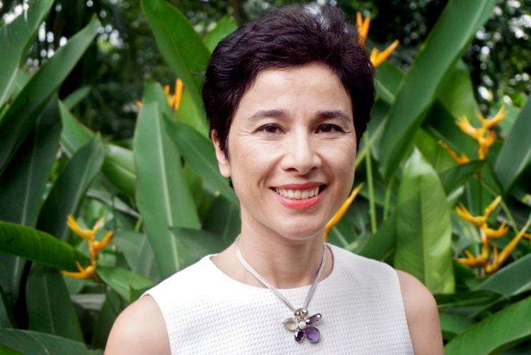 eva-nguyen-binh-ambassadrice-de-france-au-cambodge