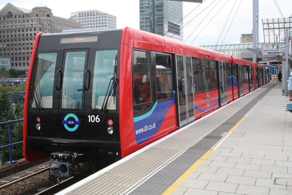 Transports : un week-end de Pâques difficile avec la grève du DLR