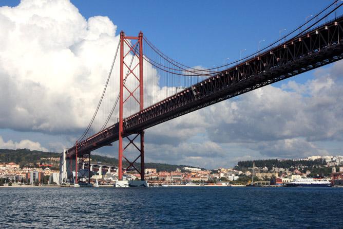 Pont 25 avril Lisbonne