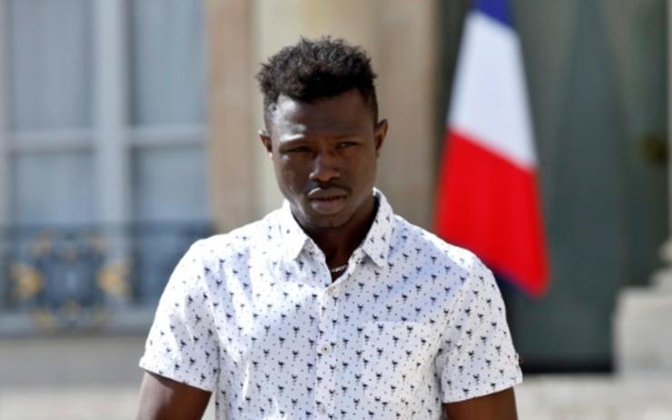 Mamoudou Gassama, naturalisation