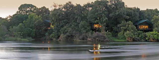 zambeze, fleuve, zambie, out of africa, jayesh taylor, livingstone, tourisme, petit journal, johannesburg, johannesbourg, afrique du sud, tourisme, voyages, découvertes