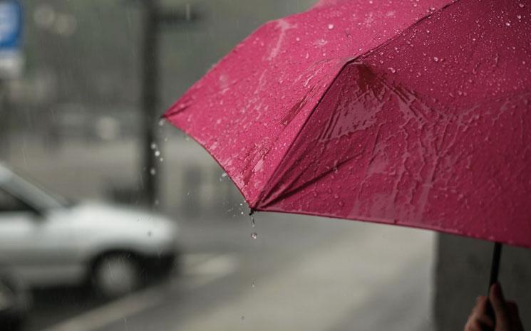 santiago-sousl-la-pluie