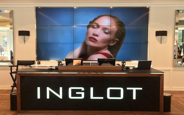 Inglot ft jennifer lopez