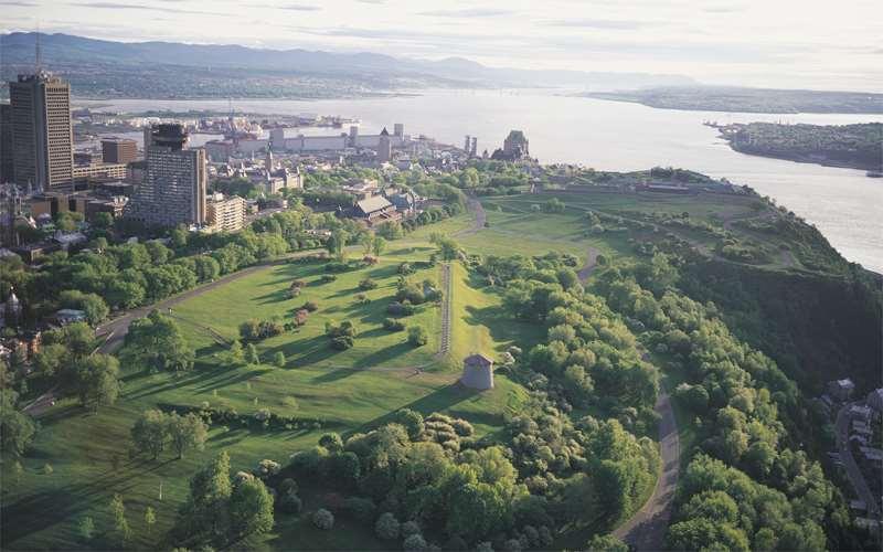 Quebec article 2 photo