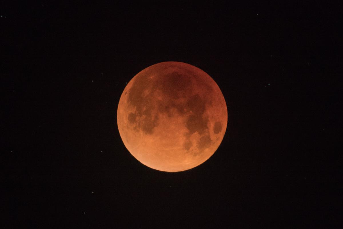 blood moon lune de sang éclipse lunaire totale melbourne victoria australie