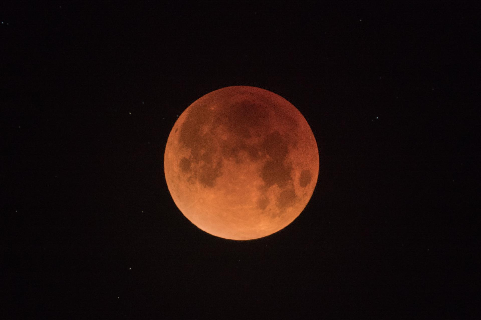 blood moon lune de sang éclipse lunaire totale melbourne victoria australie