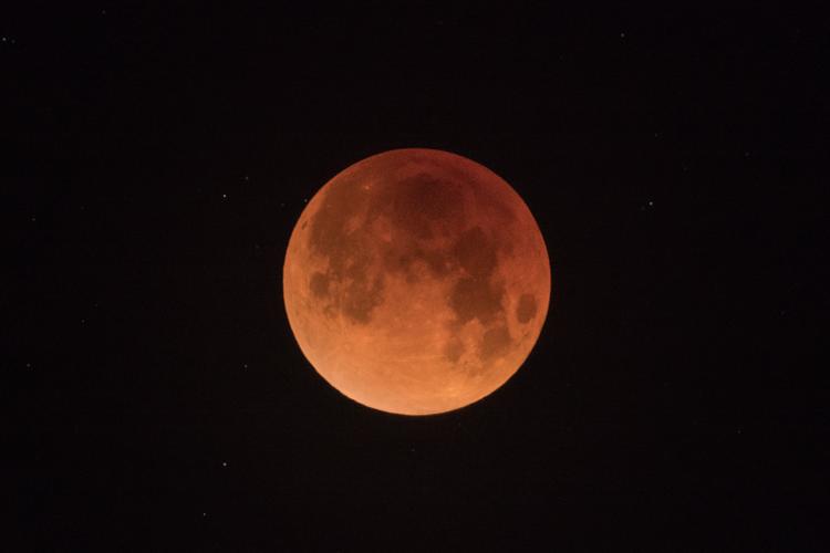 blood moon lune de sang éclipse lunaire totale melbourne victoria australie