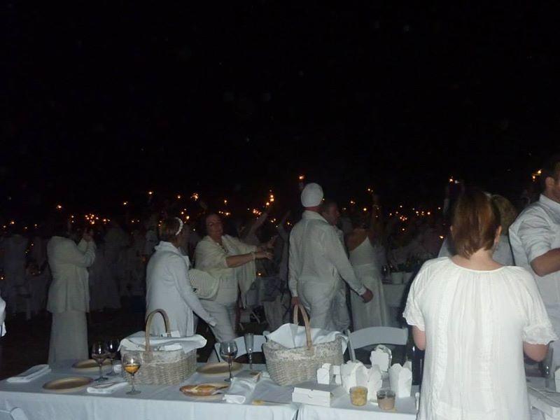 Brisbane accueillera cette année son 6ème dîner en blanc. Les inscriptions seront closes le 9 octobre. 