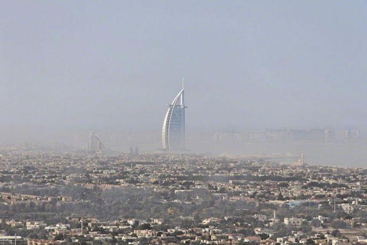 pollution dubai