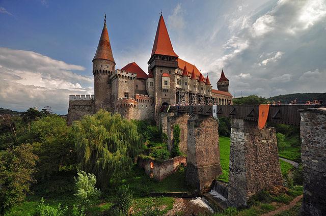 top 5 plus beaux châteaux Roumanie tourisme découverte voyage