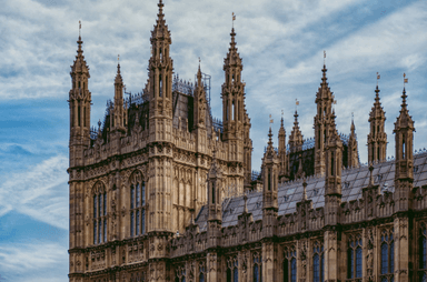 Westminster travaux inquiète Notre-Dame Londres Royaume-Uni ruines état délabrement 