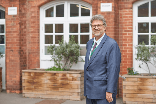 Nouveau directeur CFBL Denis Bittmann Londres éducation lycée