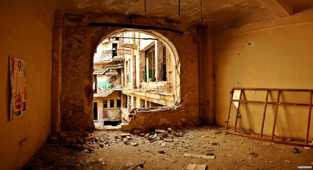 Reptilianul.ro bucarest quartier abandonné découverte urbex
