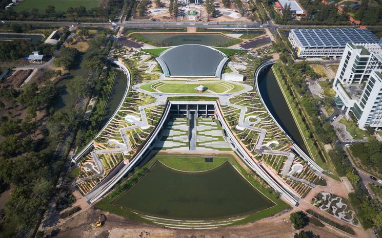 Toit-ferme-uraine-bangkok