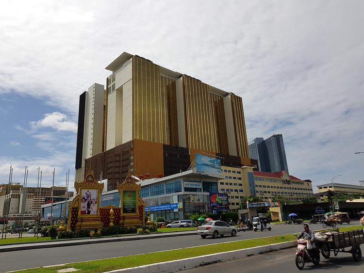 nagaworld phnom penh casino