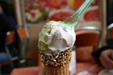 8438267179_6d4b1411f5_b