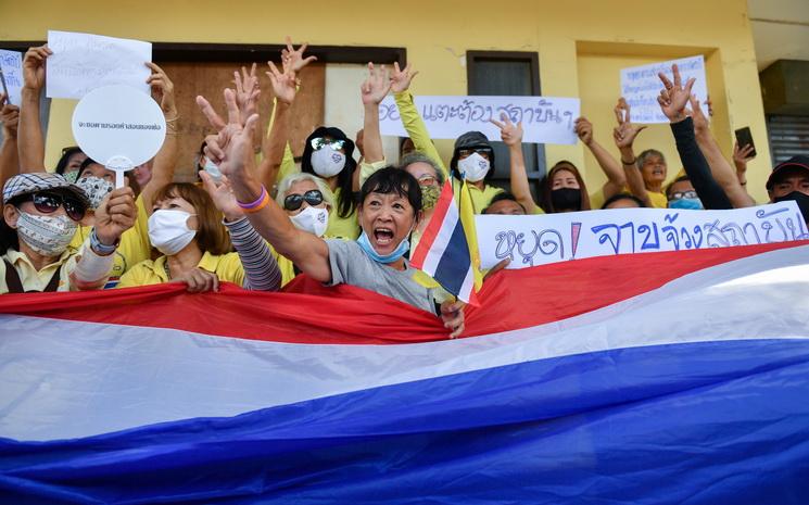 Contre-manif-Bangkok