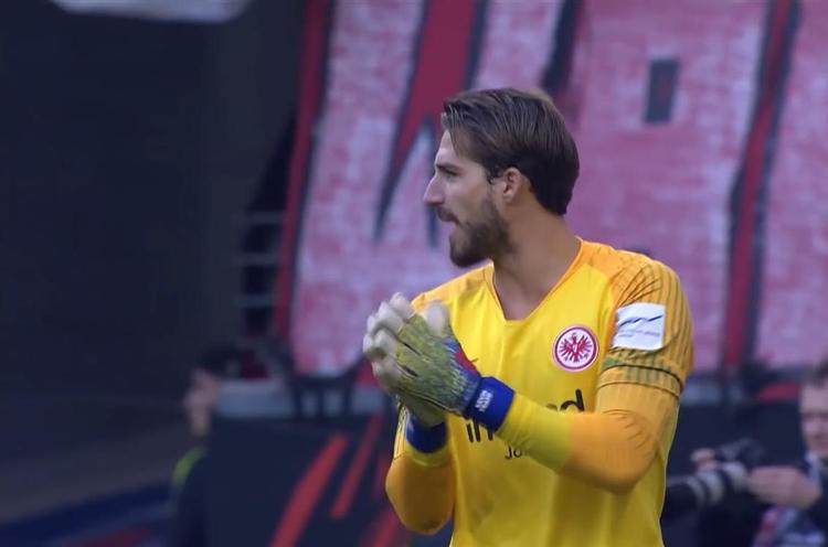 Kevin Trapp football francfort Rennes PSG