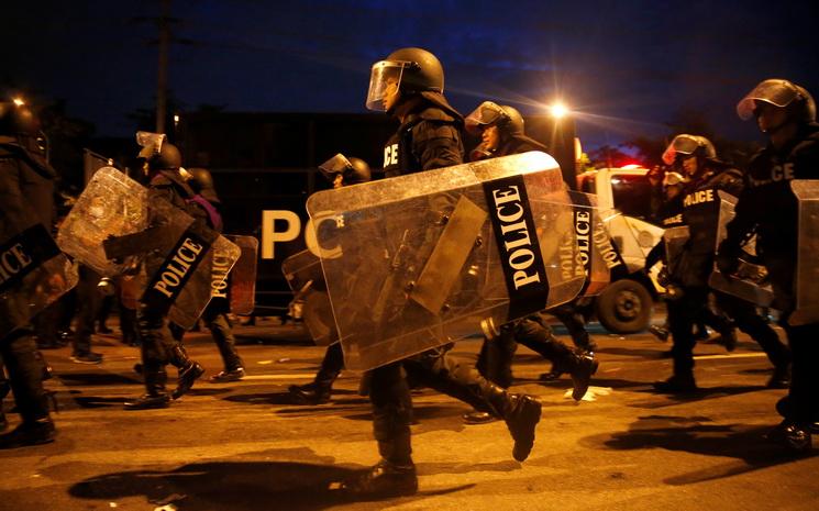 Manifestation-Police-Bangkok