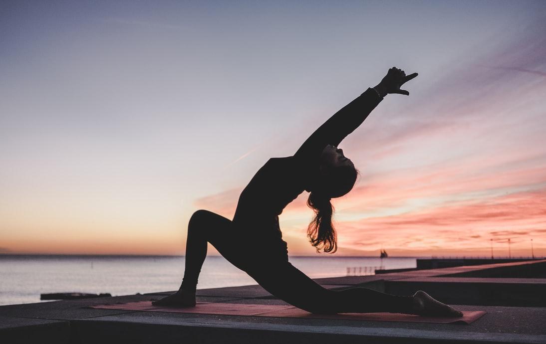 yoga confinement activité 