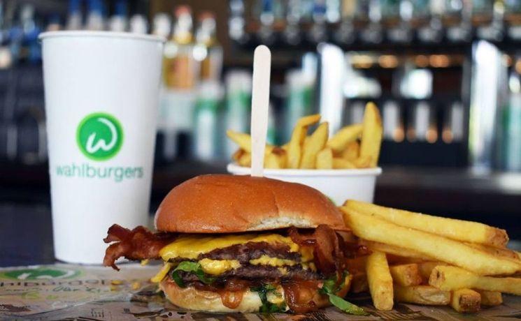 wahlburger mark wahlberg autralia new zealand