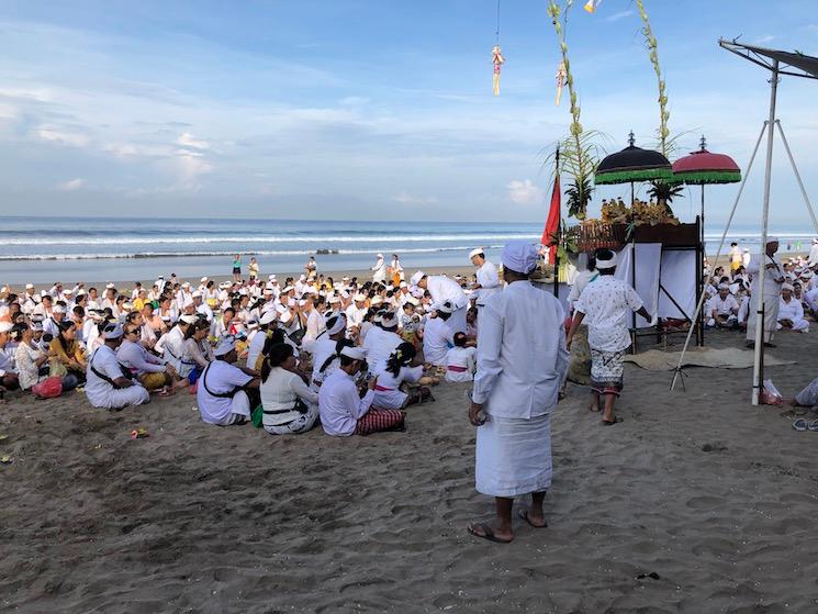 Nyepi silence Bali religion Indonesie