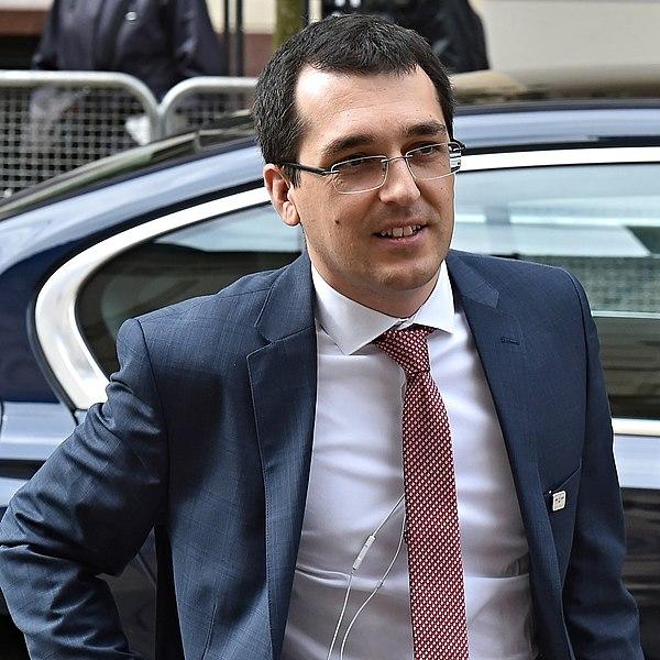 Vlad Voiculescu critique Florin Citu système santé roumanie