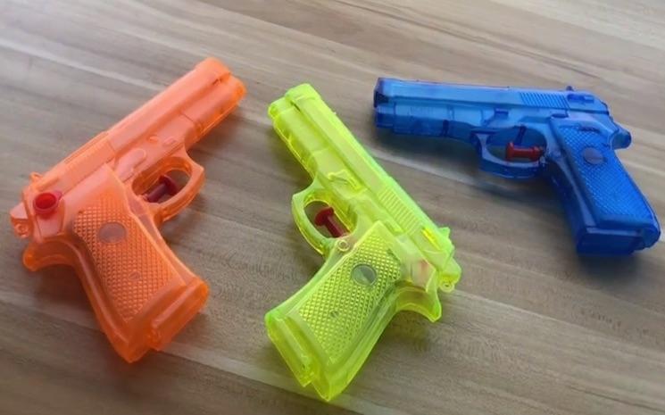 Holdup pistolet à eau Hong Kong