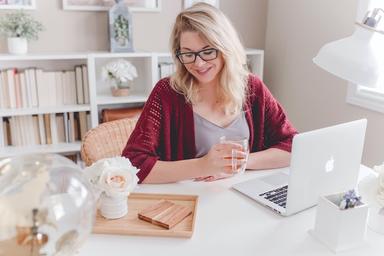 Une femme entrepreneuse expatriée