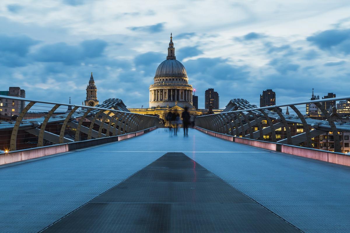 La cathédrale Saint-Paul vue du Millennium Bridge