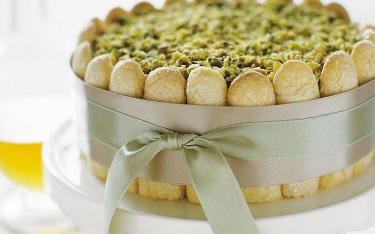 charlotte AUX PISTACHES