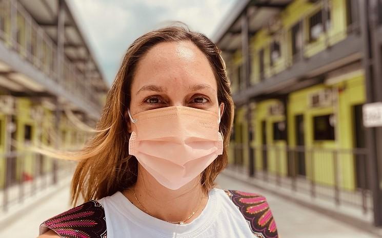 Justine en quarantaine covid dans un camp à Hong Kong