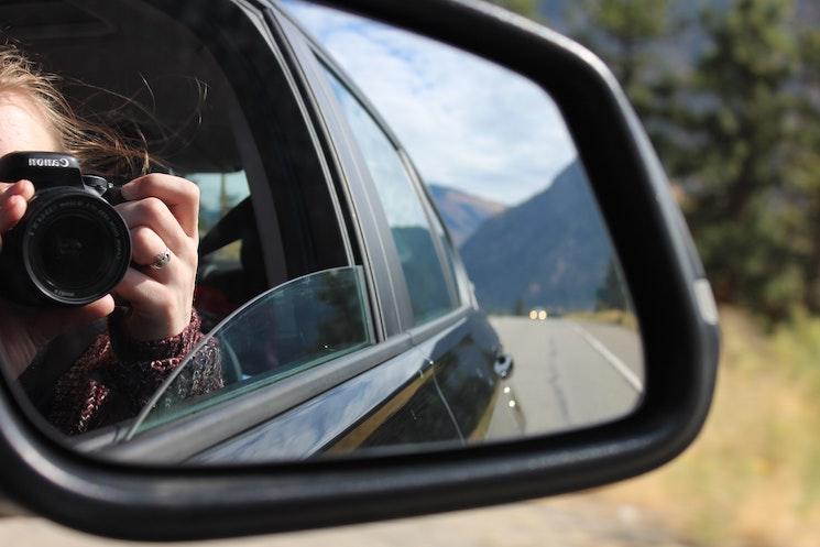 Une photographe dans son rétroviseur 