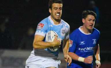 Simon Bienvenu jouant au rugby