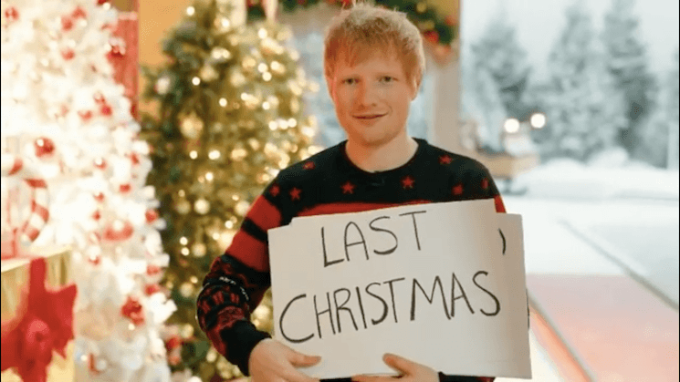 Ed Sheeran dans son clip façon Love Actually