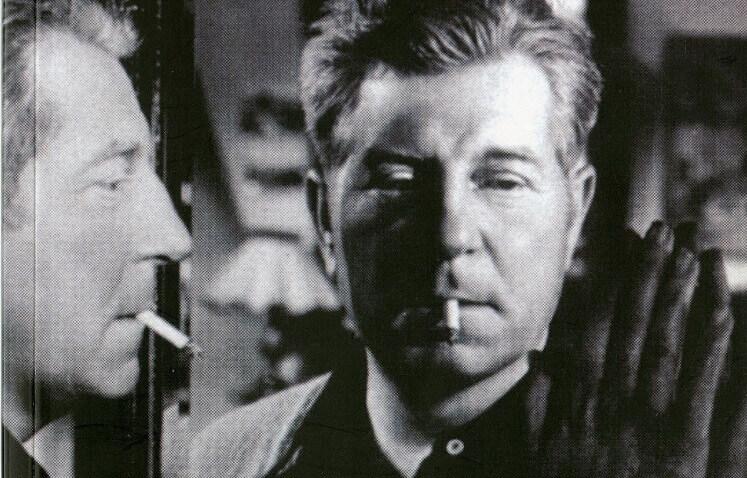 Jean Gabin avec une cigarette dans la bouche