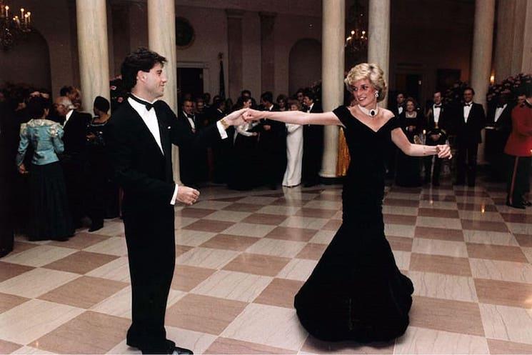 La princesse Diana en train de danser 