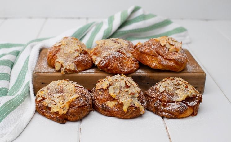 croissants aux amandes