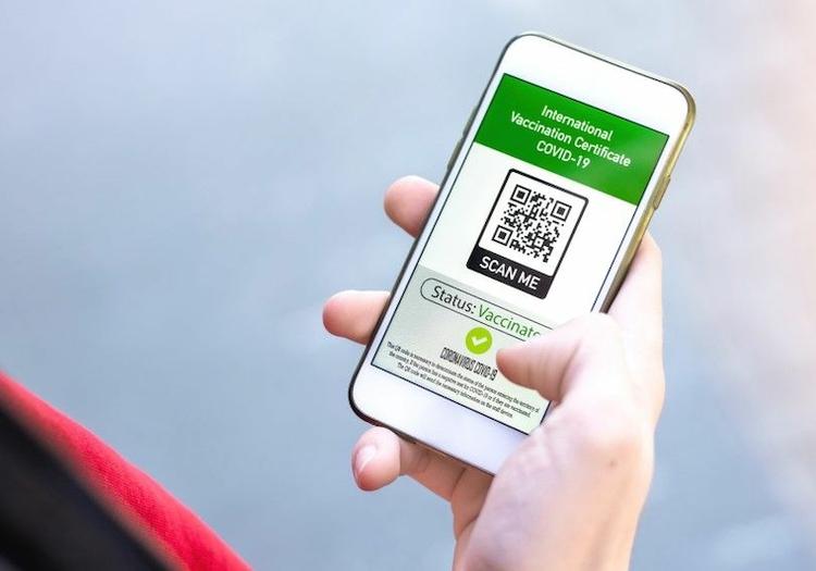 L'écran d'un portable avec un code QR