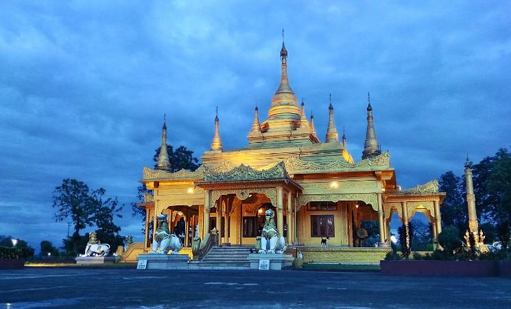 La pagode dorée en Arunachal Pradesh