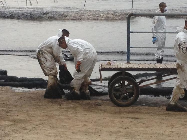 Operation de nettoyage de l'ile de Koh Samet