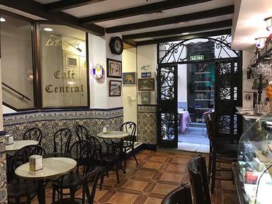 Le Café Central à Malaga 