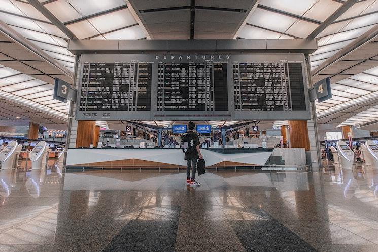 Un Français non vacciné à l'aéroport