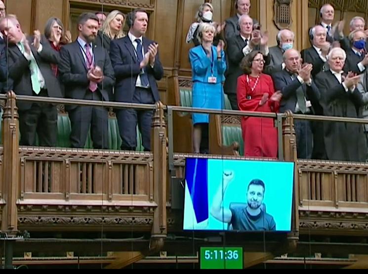 Volodymyr Zelensky en visioconférence avec les députés britanniques de Westminster