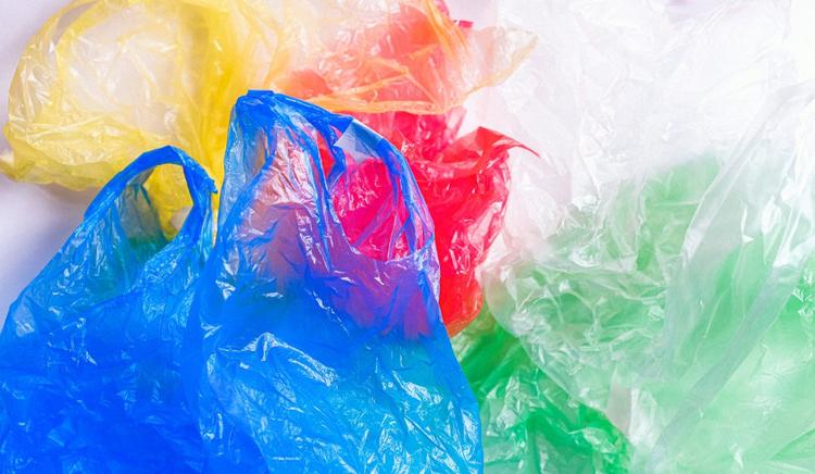 Les sacs plastiques de supermarchés au Vietnam