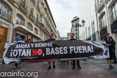 Une manifestation contre l'OTAN